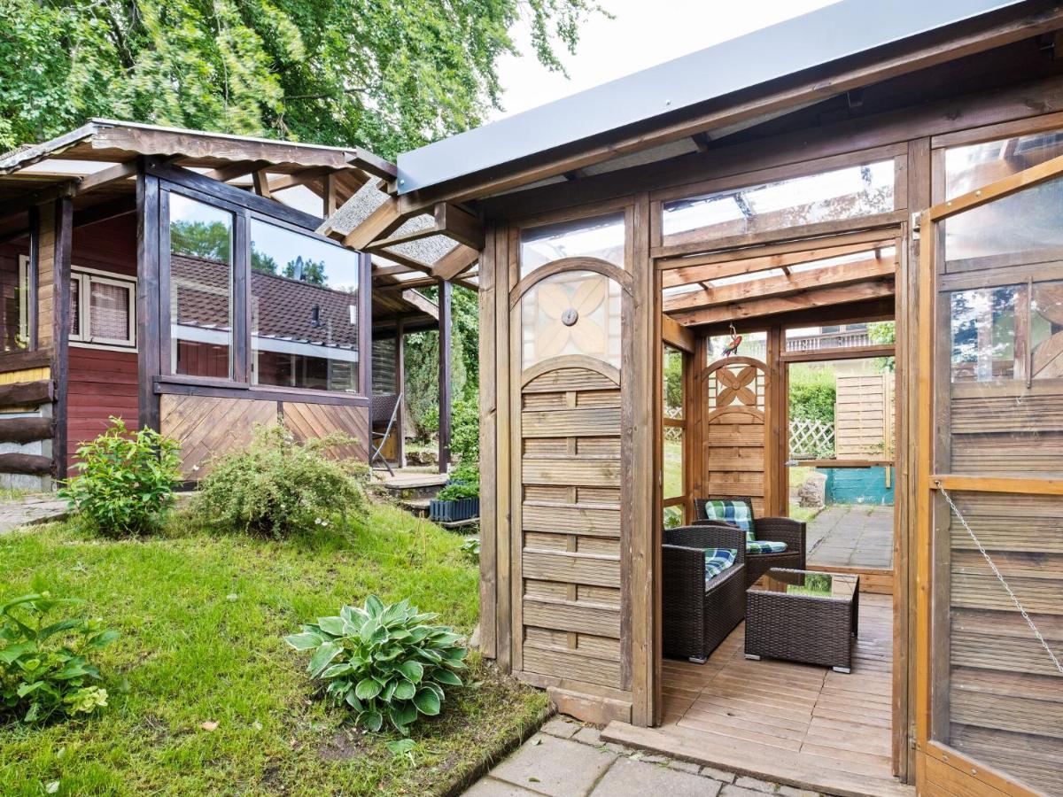 Idyllic Bungalow In Feusdorf With Forest View מראה חיצוני תמונה